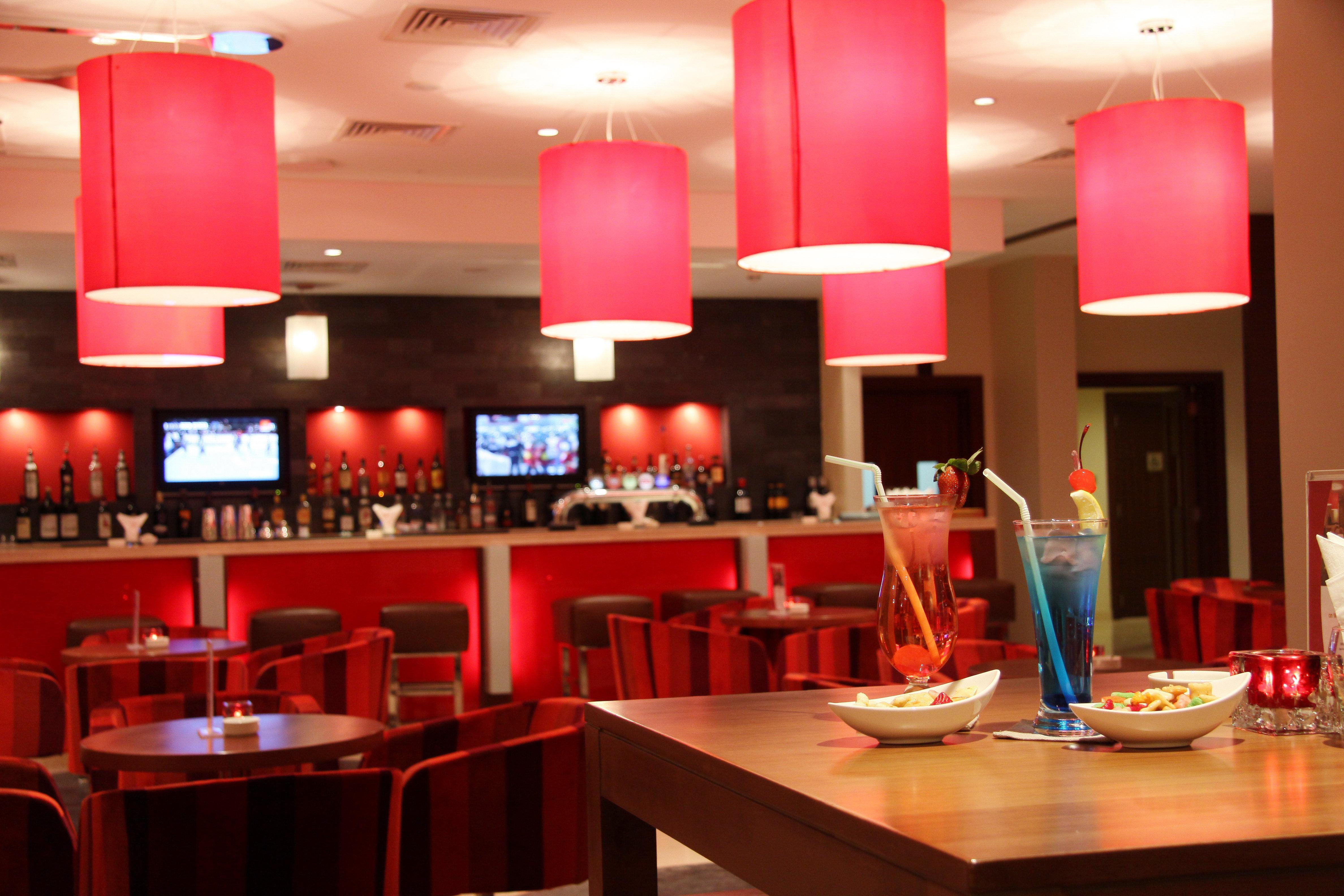 Отель Crowne Plaza Sohar By Ihg Экстерьер фото