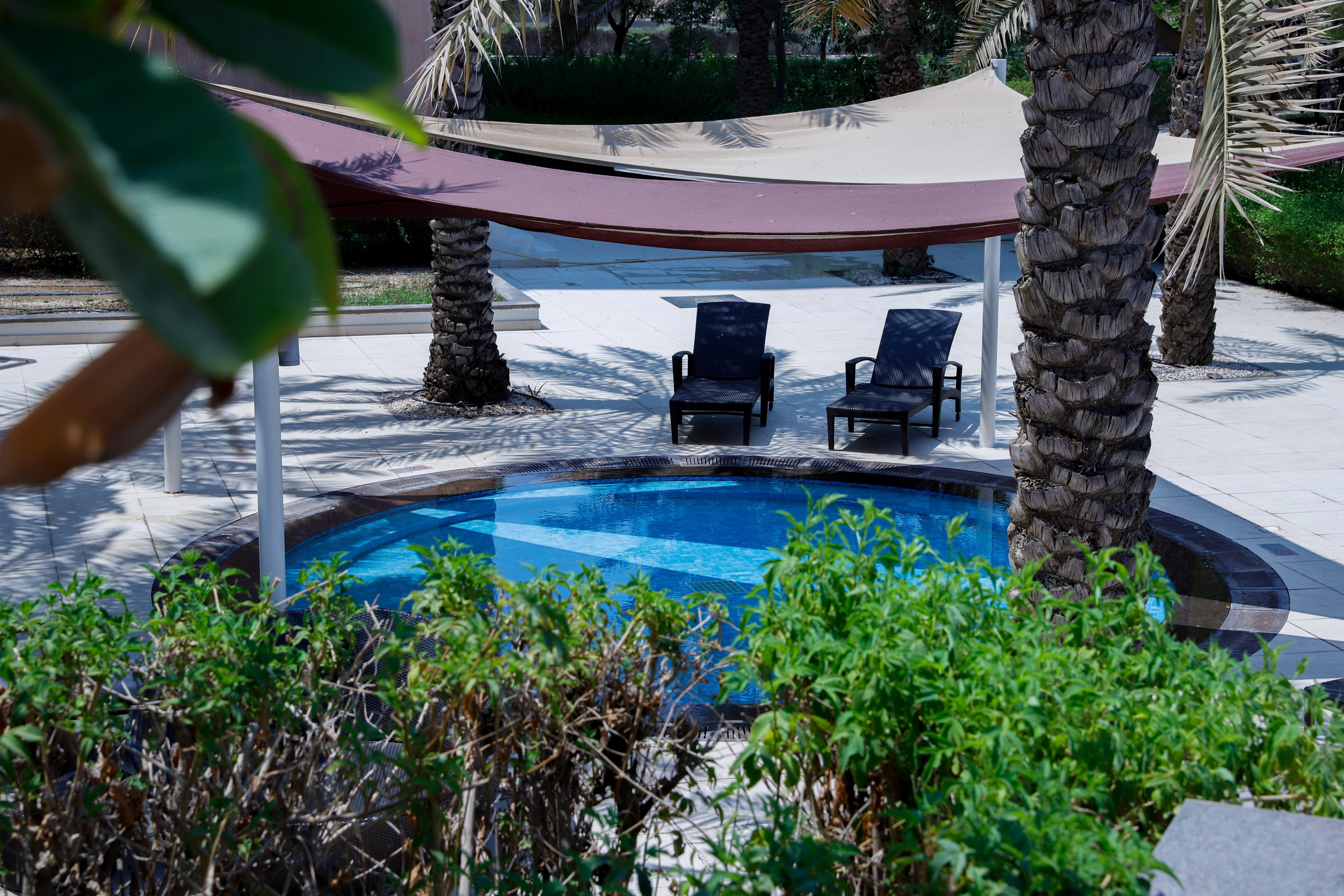Отель Crowne Plaza Sohar By Ihg Экстерьер фото