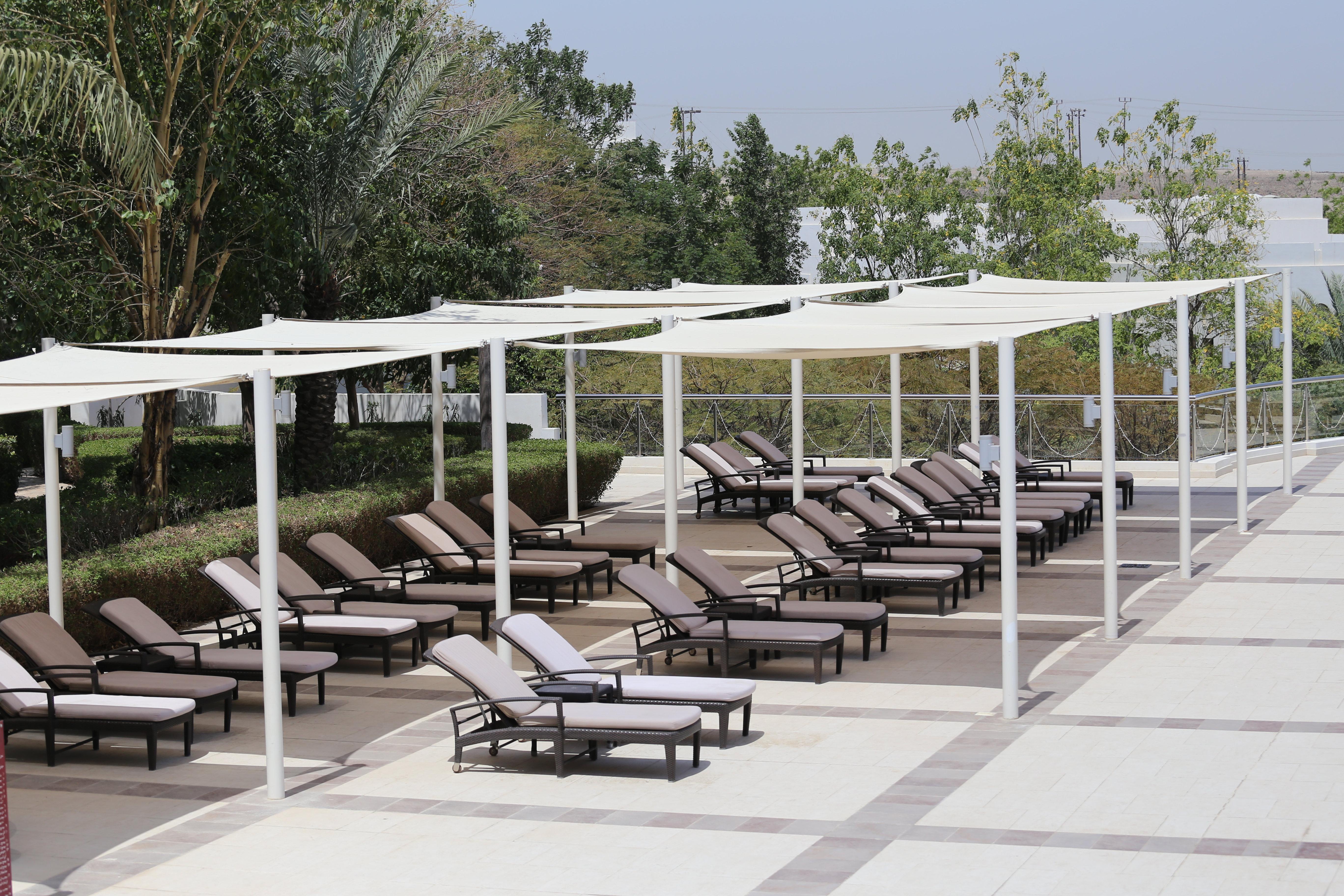 Отель Crowne Plaza Sohar By Ihg Экстерьер фото